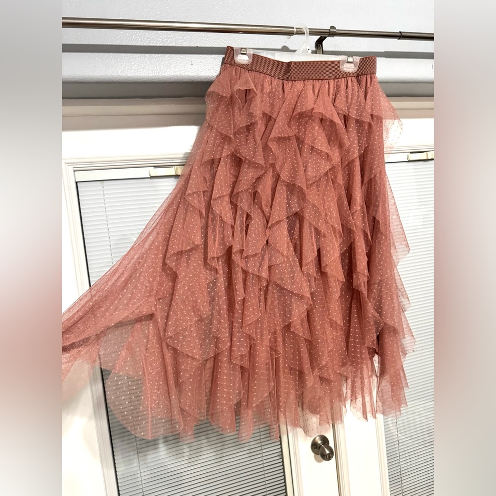 Chic Asymmetrical Ruffled Skirt in Dusty Rose